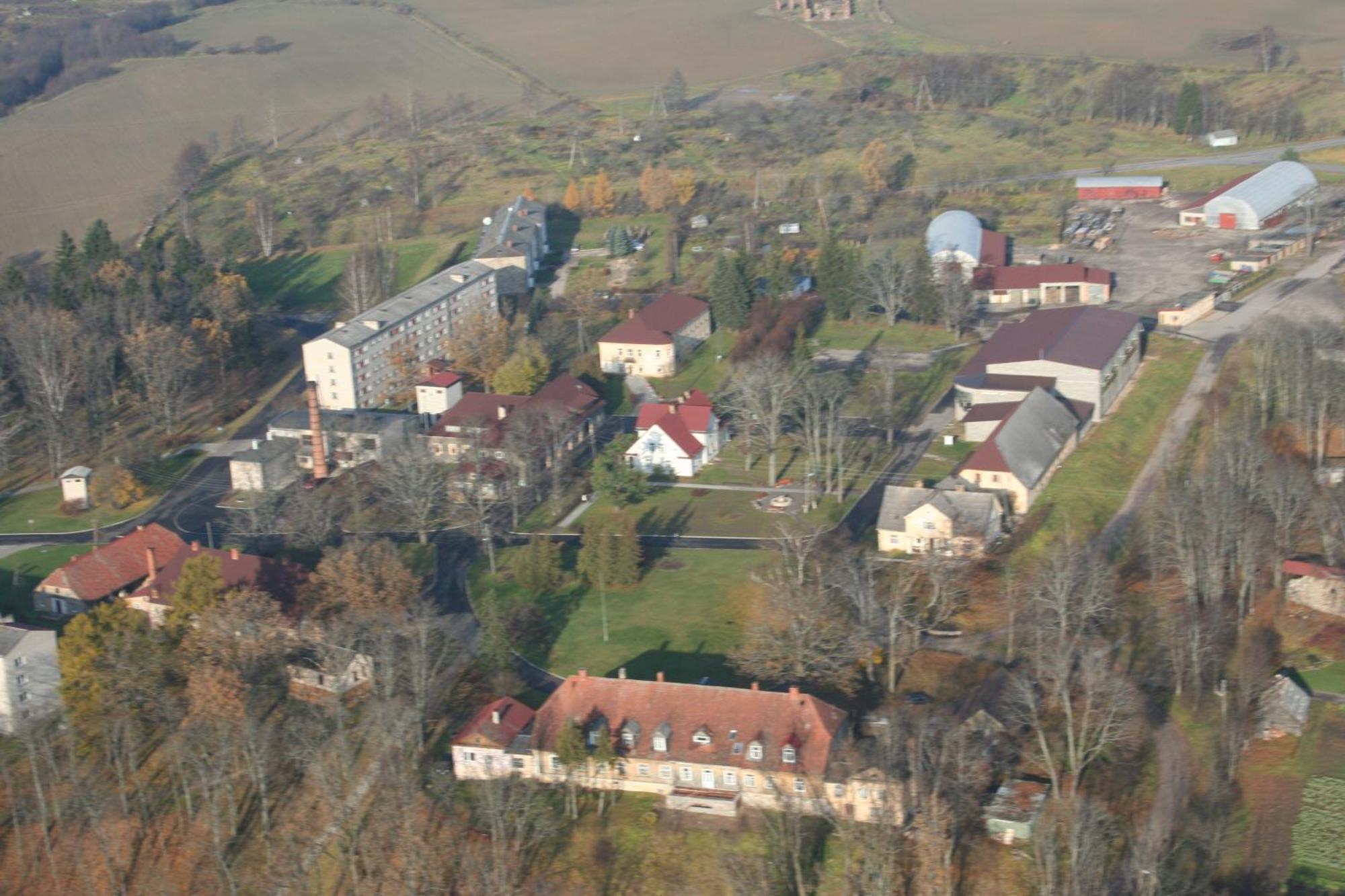 Kalna Ligzda Hotel Smiltene Kültér fotó