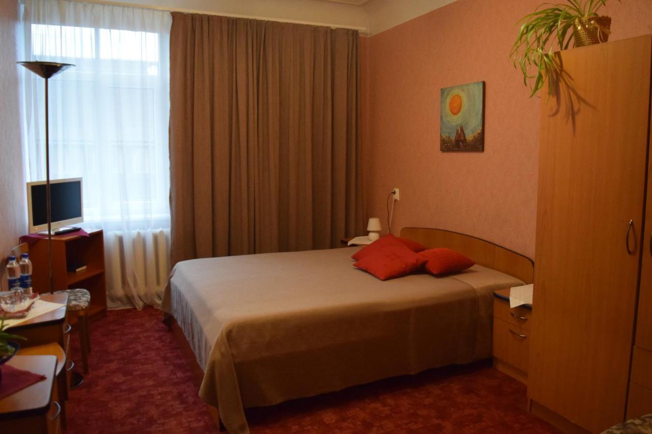 Kalna Ligzda Hotel Smiltene Kültér fotó